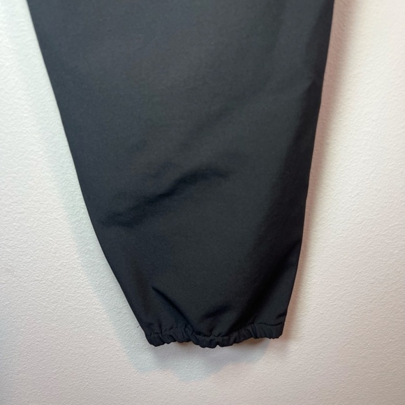 Eddie Bauer Women's Jogger Pants Pull On Pull On Outdoors Hiking Stretch Size 8 - Picture 12 of 16